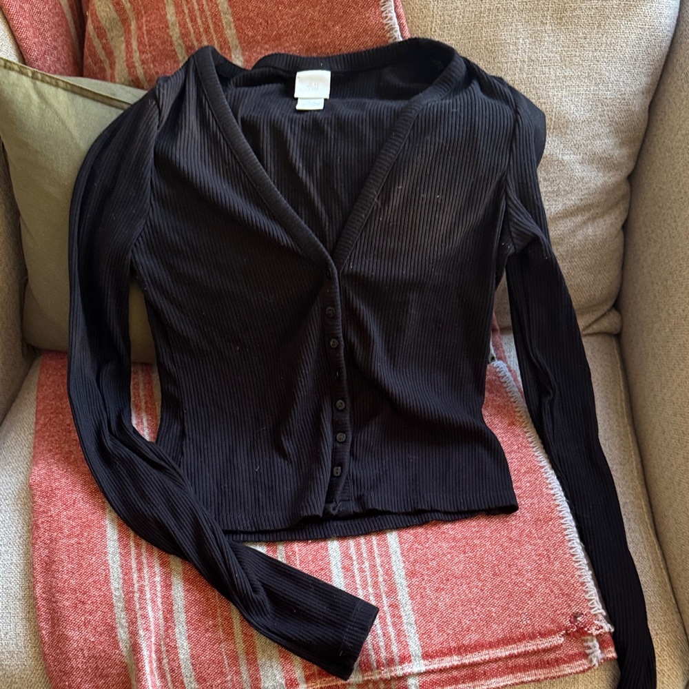 H&M Black Ribbed Button-Up Women's Top